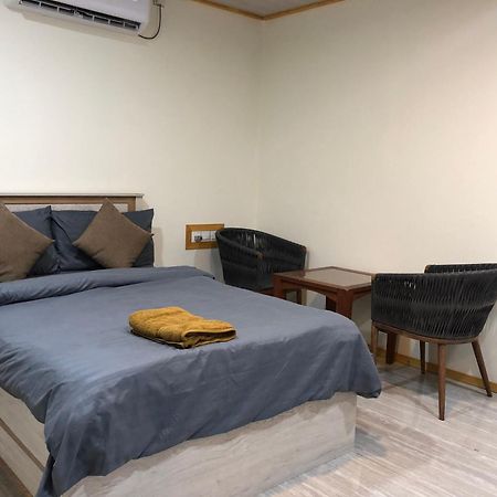 Rashuthere Maldives Rasdhoo Екстериор снимка
