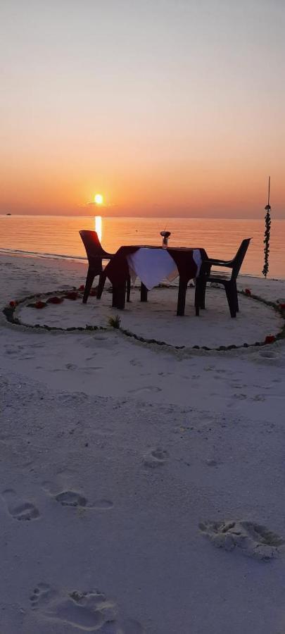 Rashuthere Maldives Rasdhoo Екстериор снимка