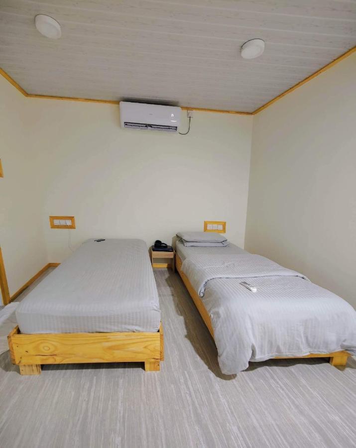Rashuthere Maldives Rasdhoo Екстериор снимка
