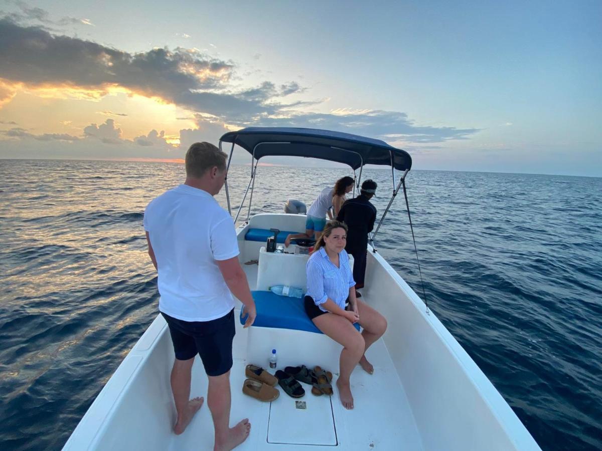 Rashuthere Maldives Rasdhoo Екстериор снимка